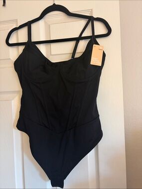 Popilush body sculpting thong bodysuit  L